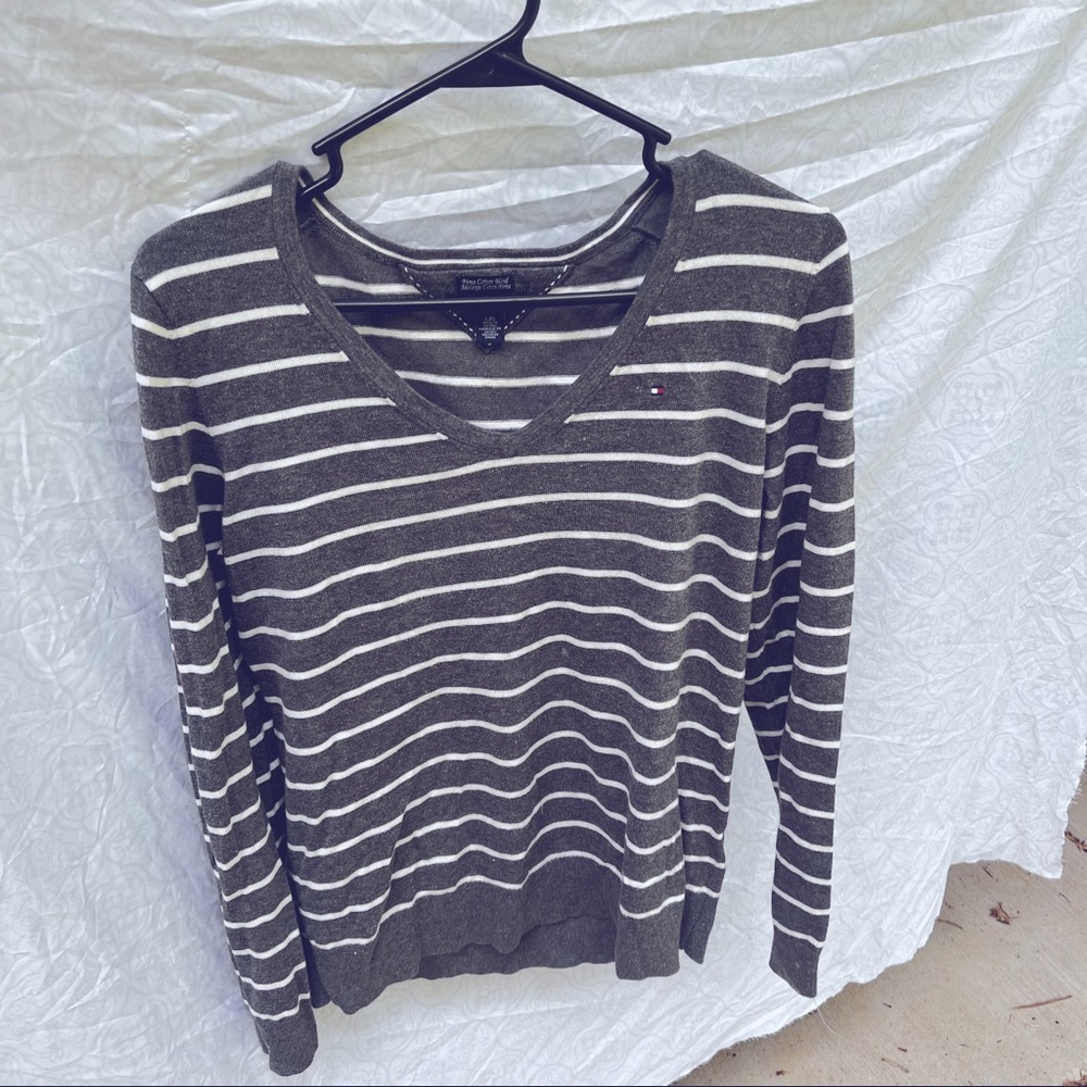 Tommy Hilfiger sweater
